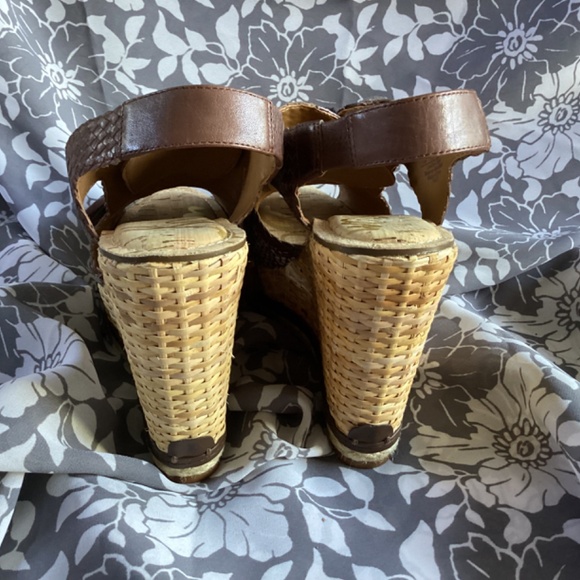 Sam Edelman Snake Skin/Raffia weave Wedges - Picture 3 of 6